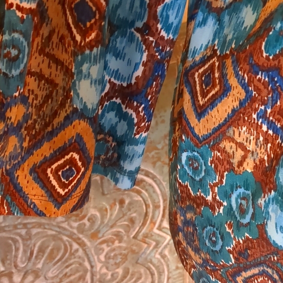 SOUTHWEST TOP - Picture 3 of 8